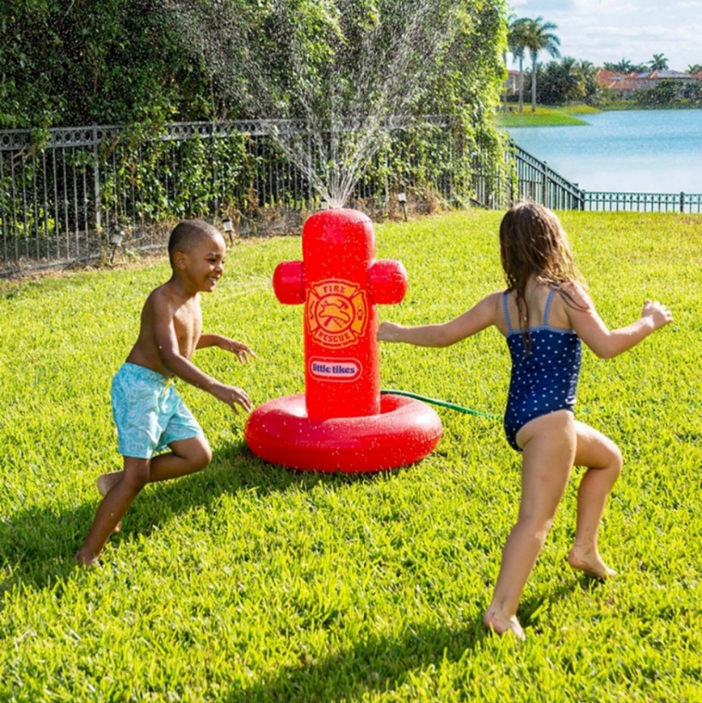 POOL CANDY Little Tikes Hydrant Sprinkler NIB